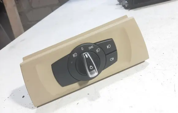 Light switch