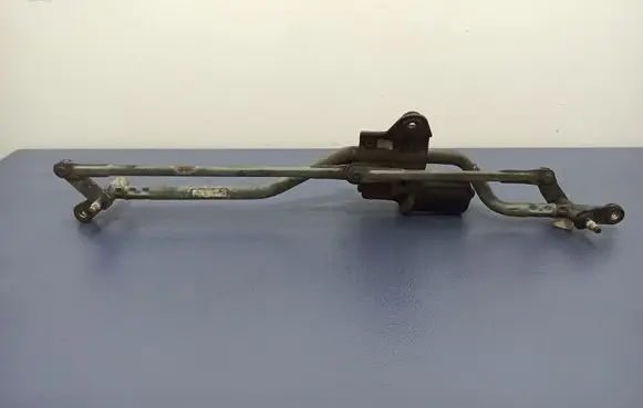 Volkswagen Transporter - Caravelle T5 Front wiper linkage and motor 7E1955113