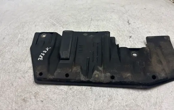 Mitsubishi Lancer X Engine splash shield/under tray MN154381