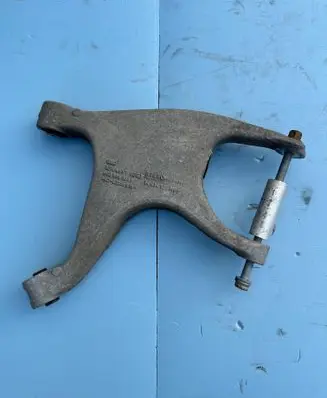 Porsche Macan (95B) Rear upper control arm/wishbone 8R0505312F