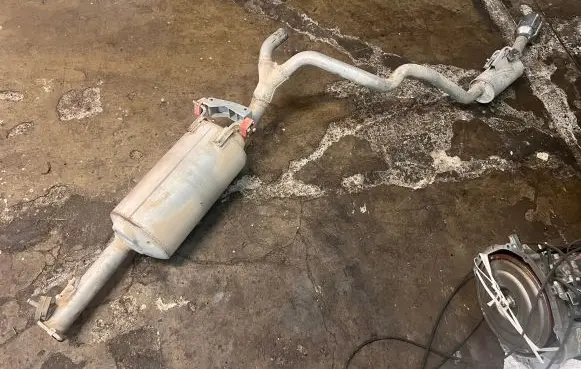 Dodge RAM Muffler/silencer 10832H