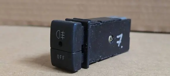 Suzuki Ignis Fog light switch 3728075F10
