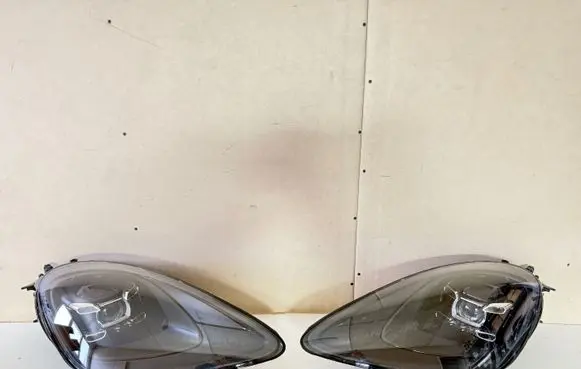 Porsche Cayenne (9Y0 9Y3) Headlight/headlamp 9Y0941031R 9Y0941032R