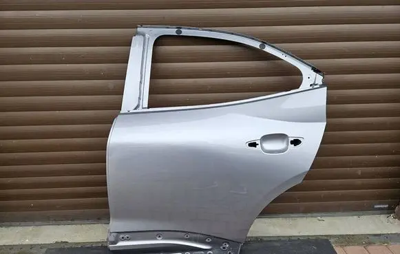 Opel Mokka B Rear door 