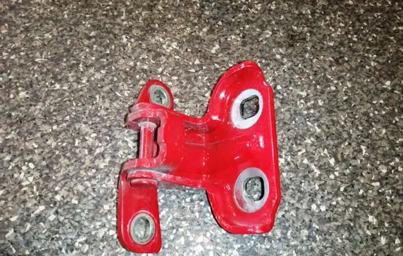 Opel Mokka Rear door upper hinge