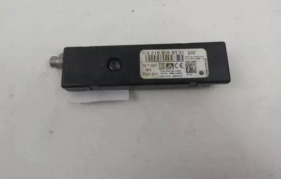 Mercedes-Benz CLS C218 X218 Aerial antenna amplifier A2189055101