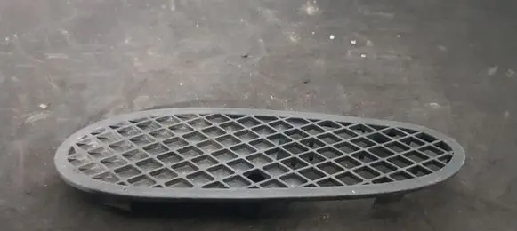 Mercedes-Benz S W220 Front bumper lower grill 2208851123