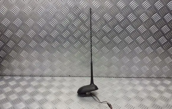 Mercedes-Benz A W169 Aerial antenna filter A1698201875