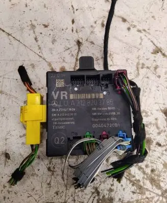 Mercedes-Benz E W212 Door control unit/module A2128203785 A2124423032 A2128203826