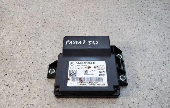 Volkswagen PASSAT B7 Hand brake control module 3AA907801HAOP1352 3AA907801H