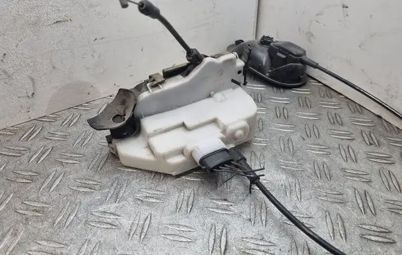Renault Scenic II - Grand scenic II Front door lock