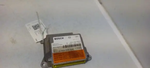 Audi A3 S3 8L Airbag control unit/module 8P0959655D 0285001700
