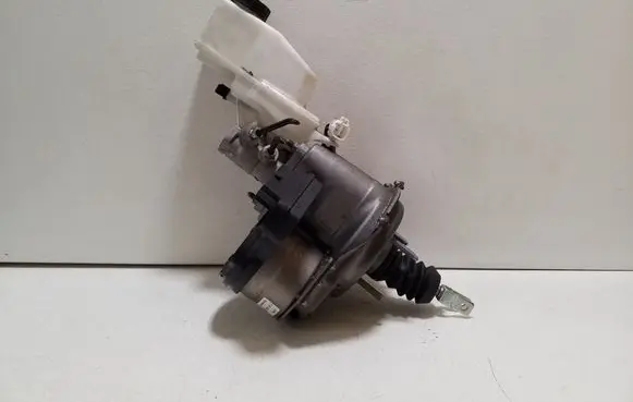 Toyota Yaris Cross Master brake cylinder 472100D020 97356684 0204850659