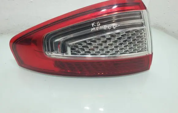 Ford Mondeo MK IV Rear/tail lights BS7113405A