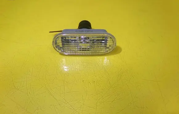 Seat Leon (1M) Front fender indicator light 1J5949117A
