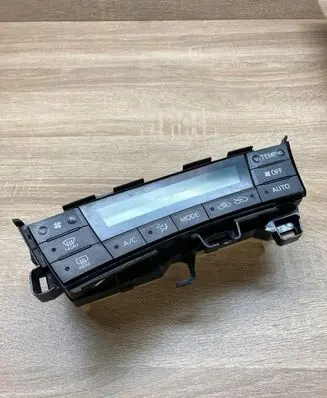 Toyota Prius (XW30) Climate control unit 75D725 5590047010