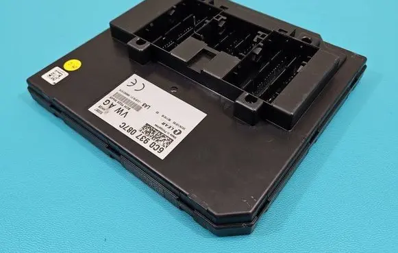 Skoda Fabia Mk3 (NJ) Central body control module 6C0937087C IMPRK1482953