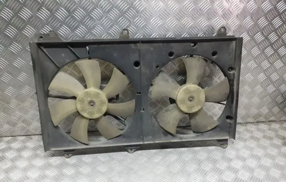 Toyota Avensis Verso Fan set 168000-3550