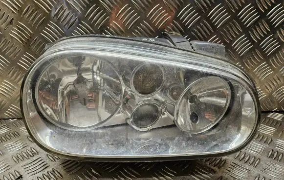 Volkswagen Golf IV Headlight/headlamp