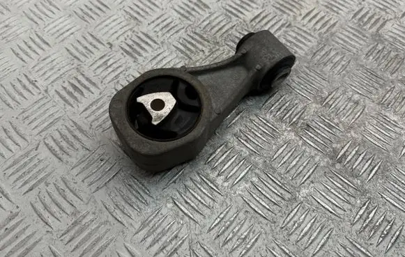Nissan Juke I F15 Engine mount bracket 113501KC0A 20160405C