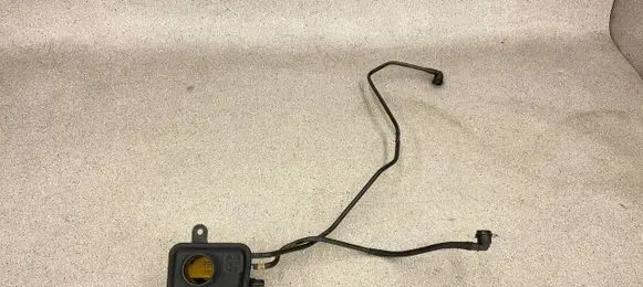 BMW M6 Coolant expansion tank/reservoir 2284880 17112284880