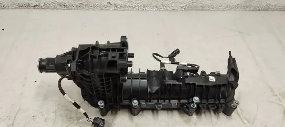 Volvo XC90 Intake manifold 32223914