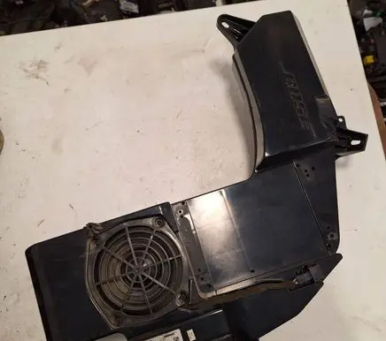 Audi A4 S4 B7 8E 8H Subwoofer speaker 280351001 8E9035382C 355085