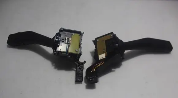 Volkswagen Golf VI Light switch