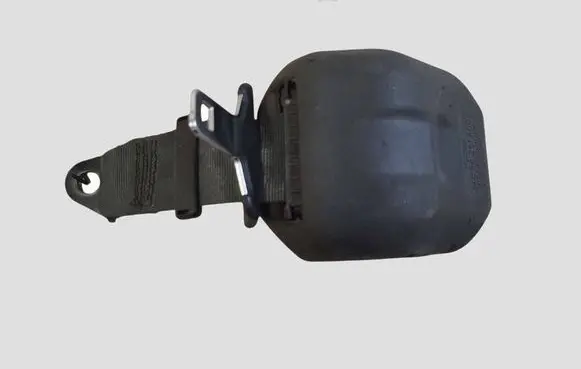Citroen DS3 Rear seatbelt 96819581XX 34045264
