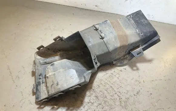 Citroen Berlingo Intercooler air channel guide 9816871780