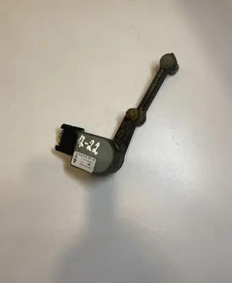 Audi Q7 4L Air suspension front height level sensor 7L0616571B