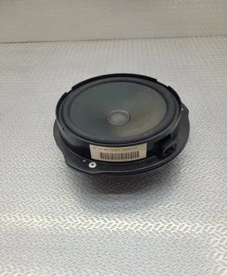 Mercedes-Benz E A207 Rear door speaker A2048201902