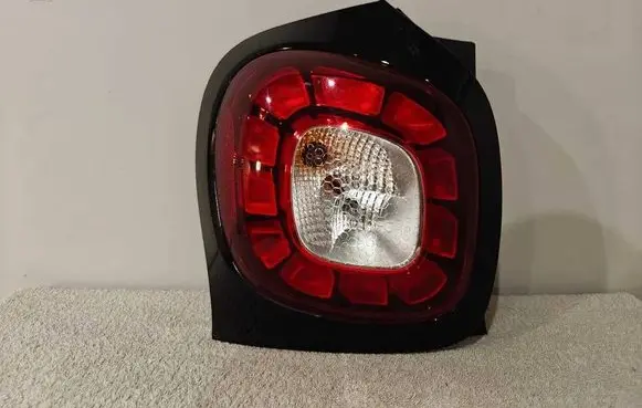 Smart ForFour II W453 Rear/tail lights 265555192R A4569062900 A4469062700