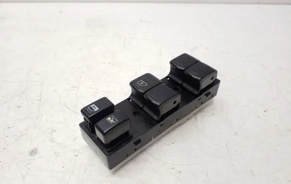 Nissan X-Trail T31 Electric window control switch 25401JH10D
