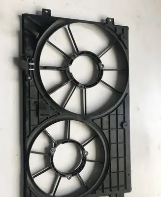 Skoda Octavia Mk2 (1Z) Radiator cooling fan shroud 1K0121207T