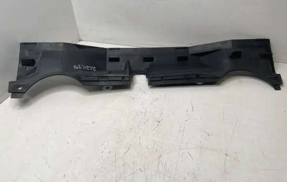 BMW 5 E39 Other engine bay part 51718158237