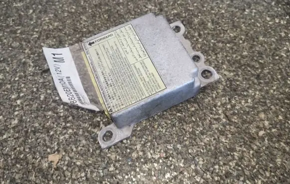 Nissan Tiida C11 Airbag control unit/module 98820EM10A
