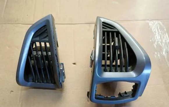 Ford Transit Custom Dash center air vent grill