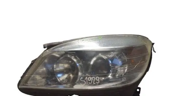 Mercedes-Benz C W204 Headlight/headlamp 20B624