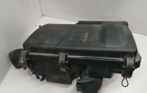 Toyota Prius (XW20) Air filter box 1001406970 2220422010 1974002030