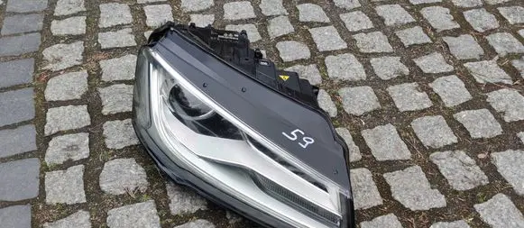 Audi A8 S8 D4 4H Headlight/headlamp 4H0941006