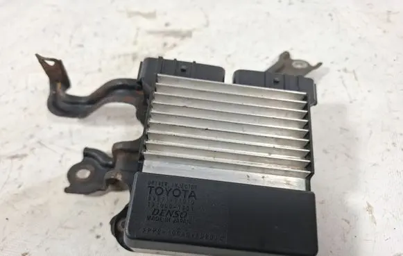 Toyota Corolla Verso AR10 Fuel injection control unit/module 8987171010 1310001331