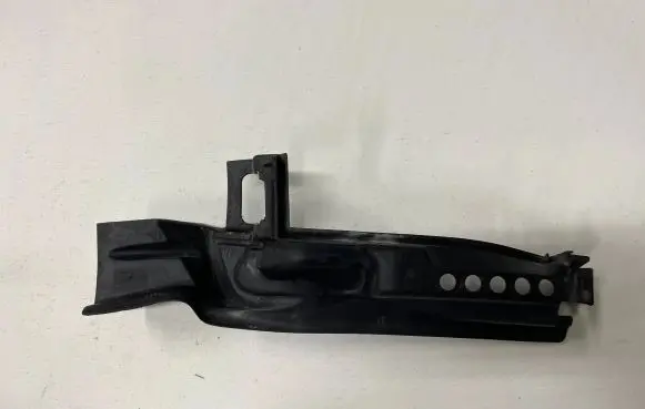 BMW 5 E60 E61 Other engine bay part 6939721