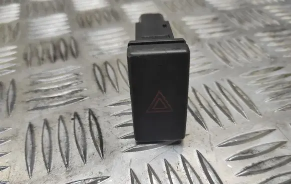 Toyota Avensis T250 Hazard light switch 157963
