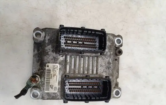 Opel Astra H Engine control unit/module 24420562 1039S05011 0261207722
