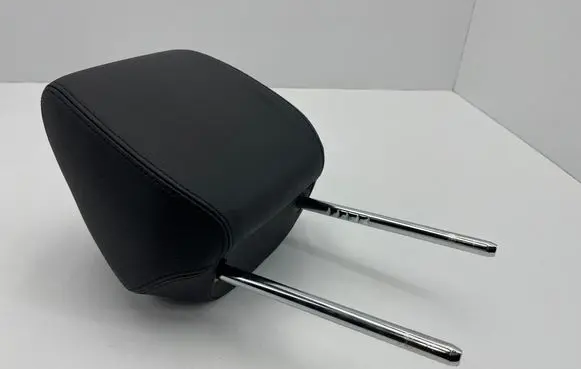 BMW 4 F32 F33 Front seat headrest 