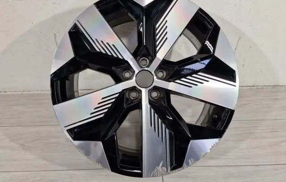 Renault Captur II R20 alloy rim 