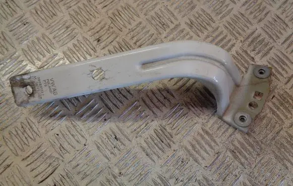 Seat Mii Fender mounting bracket 1S0821142 A1391509S
