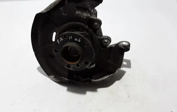 BMW 6 F12 F13 Rear wheel hub 6796145