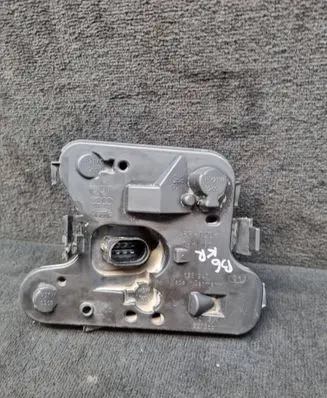 Audi A4 S4 B6 8E 8H Tail light bulb cover holder 153947 8E5945257A